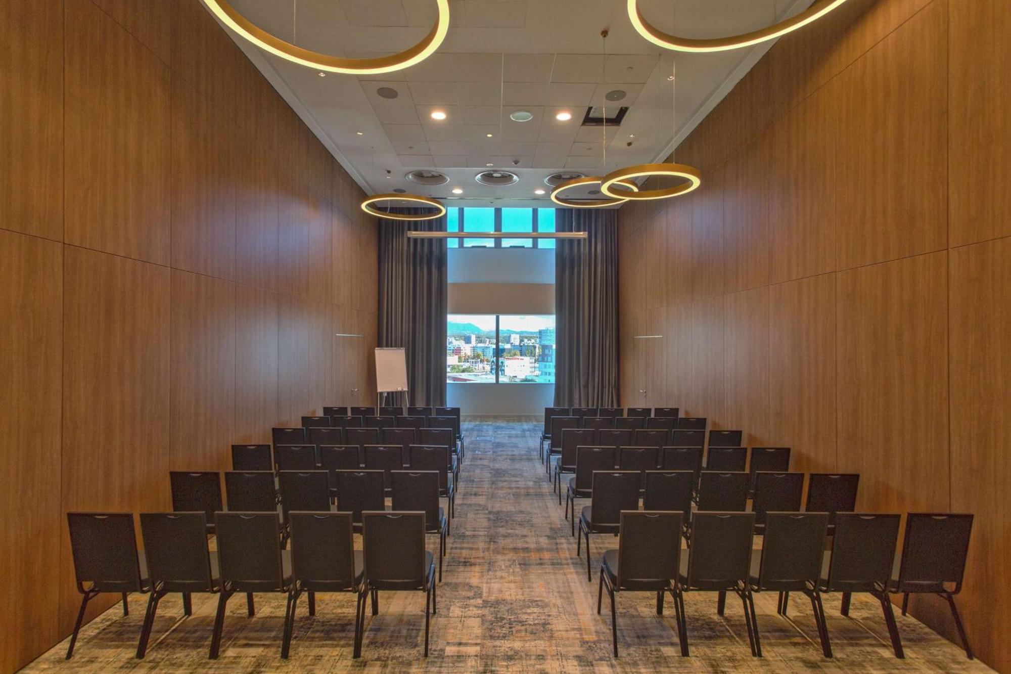 Hilton Garden Inn Zagreb - Radnicka Exterior foto